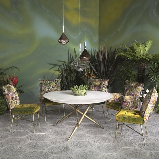 TAFEL EN STOELEN BRETZ OHLINDA EXCLUSIEF DESIGN